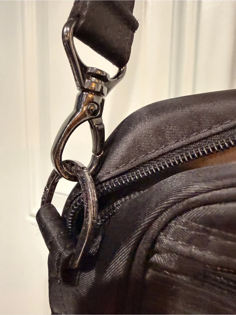 Lug Carousel Crossbody Bag Black Quilted Convertible Travel Organizer Purse
